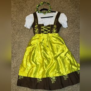 **SOLD** German Octoberfest Dirndl 8/10